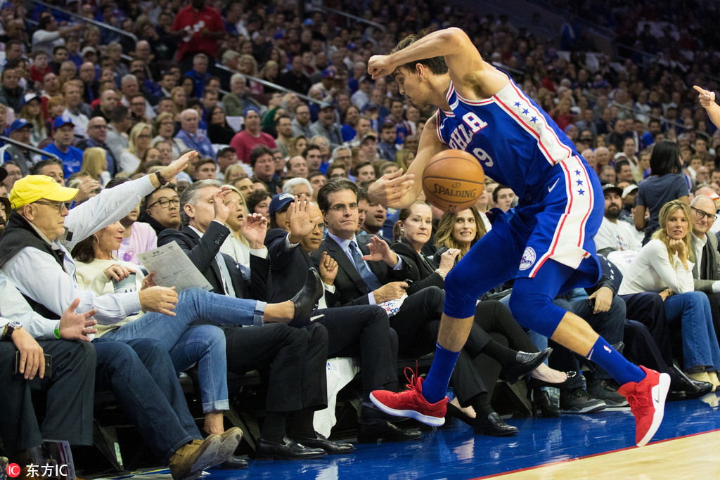 九游体育下载-赛后伤情更新引欢呼风云突变门兴格拉德巴赫加时末段更衣室发声，现场解说直呼：费耶诺德围绕意甲主帅复盘